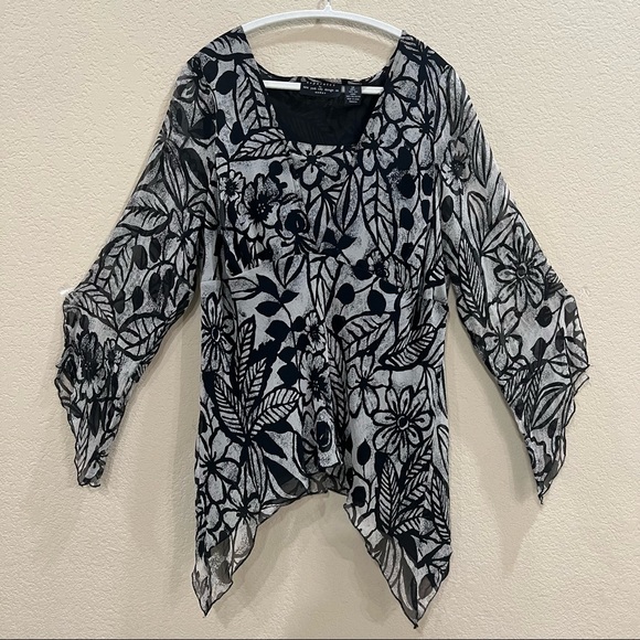 Separates By New York City Design Co Black Floral Silk Top Sz 2XL Y2K Fairy Boho - Picture 1 of 8
